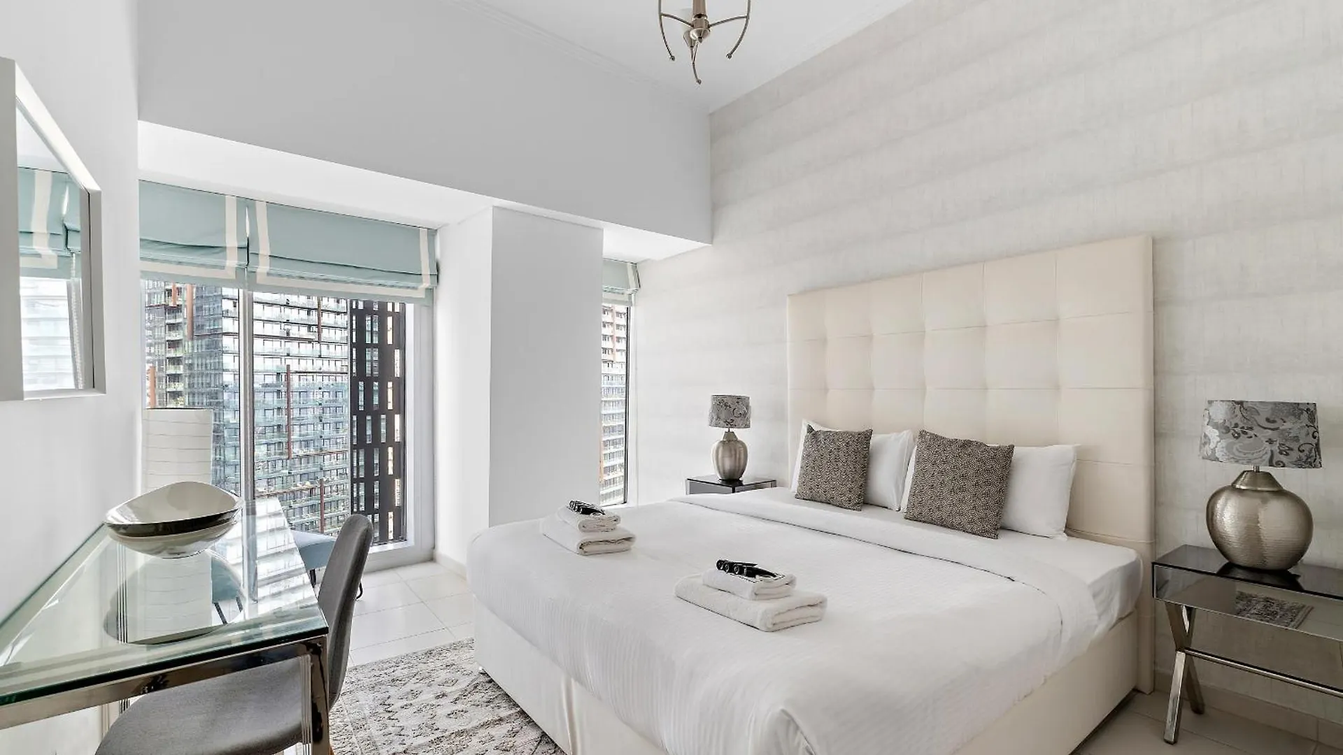 Classic Vintage Charm - 2Br In Cayan Dubai Marina United Arab Emirates
