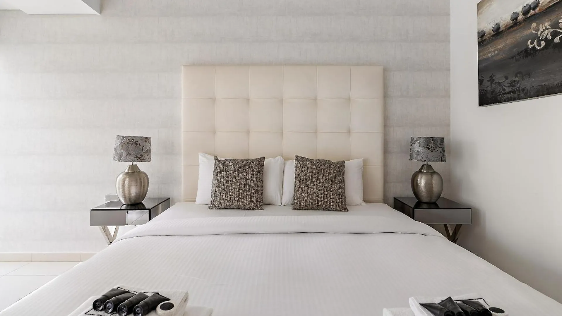 Classic Vintage Charm - 2Br In Cayan Dubai Marina