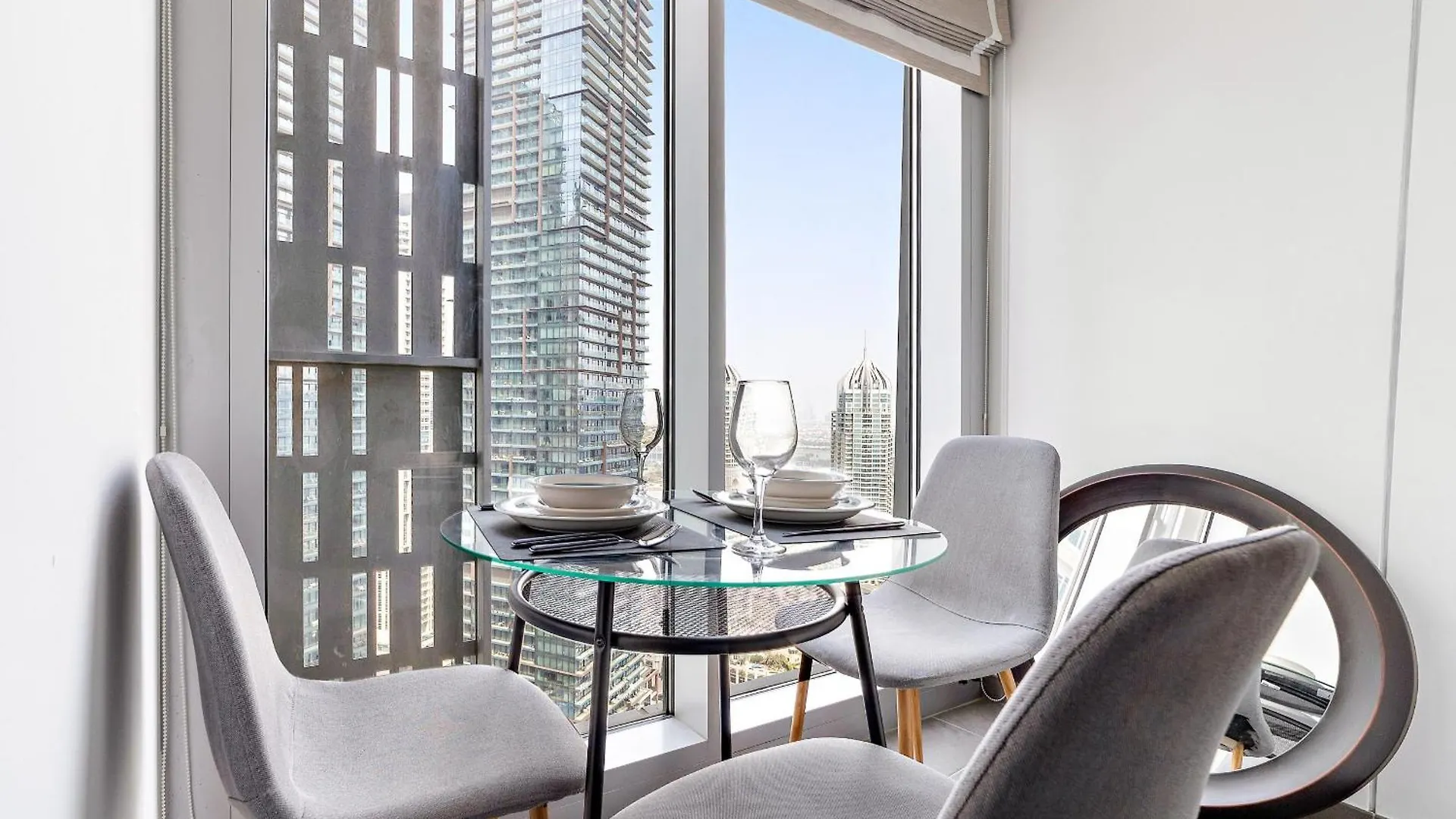 Classic Vintage Charm - 2Br In Cayan Dubai Marina 0*,